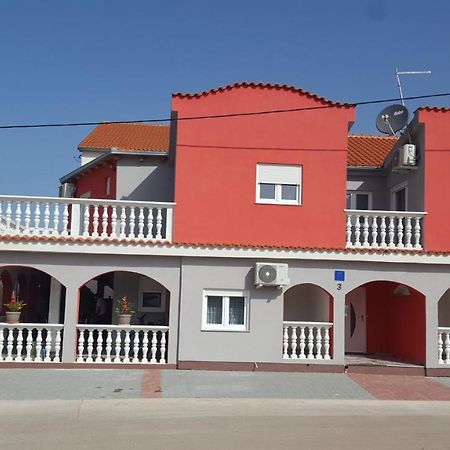 Apartments Megi Biograd Na Moru Exterior photo