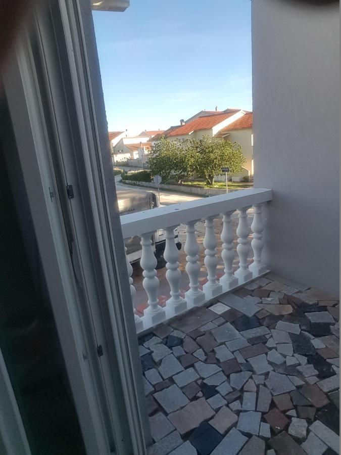 Apartments Megi Biograd Na Moru Exterior photo