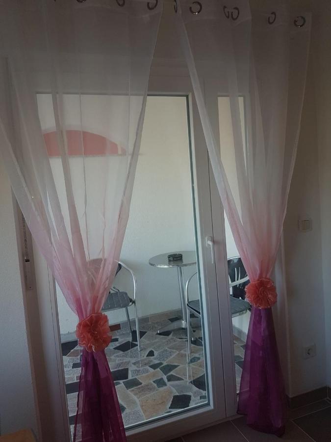 Apartments Megi Biograd Na Moru Exterior photo