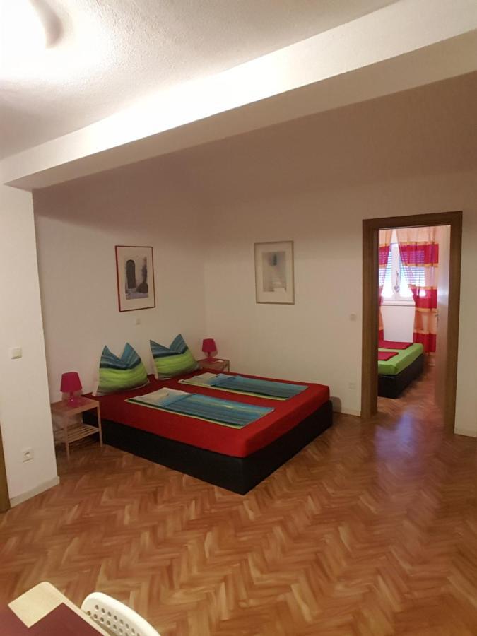 Apartments Megi Biograd Na Moru Exterior photo