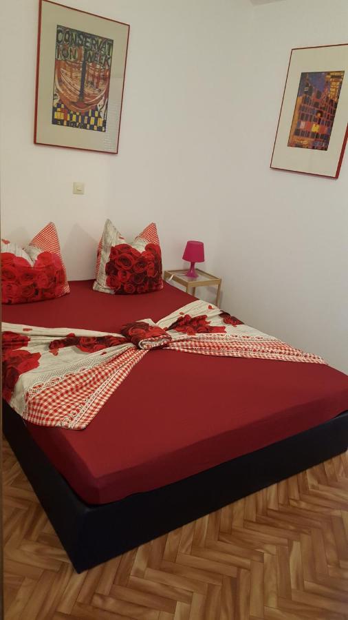 Apartments Megi Biograd Na Moru Exterior photo